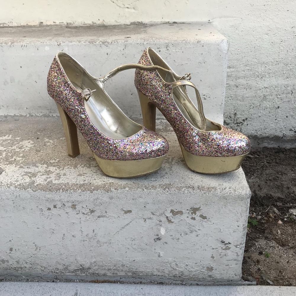 G by Guess Varna (?) Mary Jane Heels